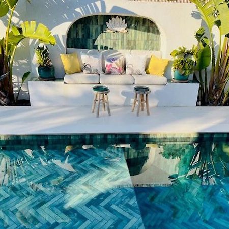 Villa Alisa Avec Piscine Privee รอกเกอบรูน-ซูร์-อาร์ฌ็องส์ ภายนอก รูปภาพ